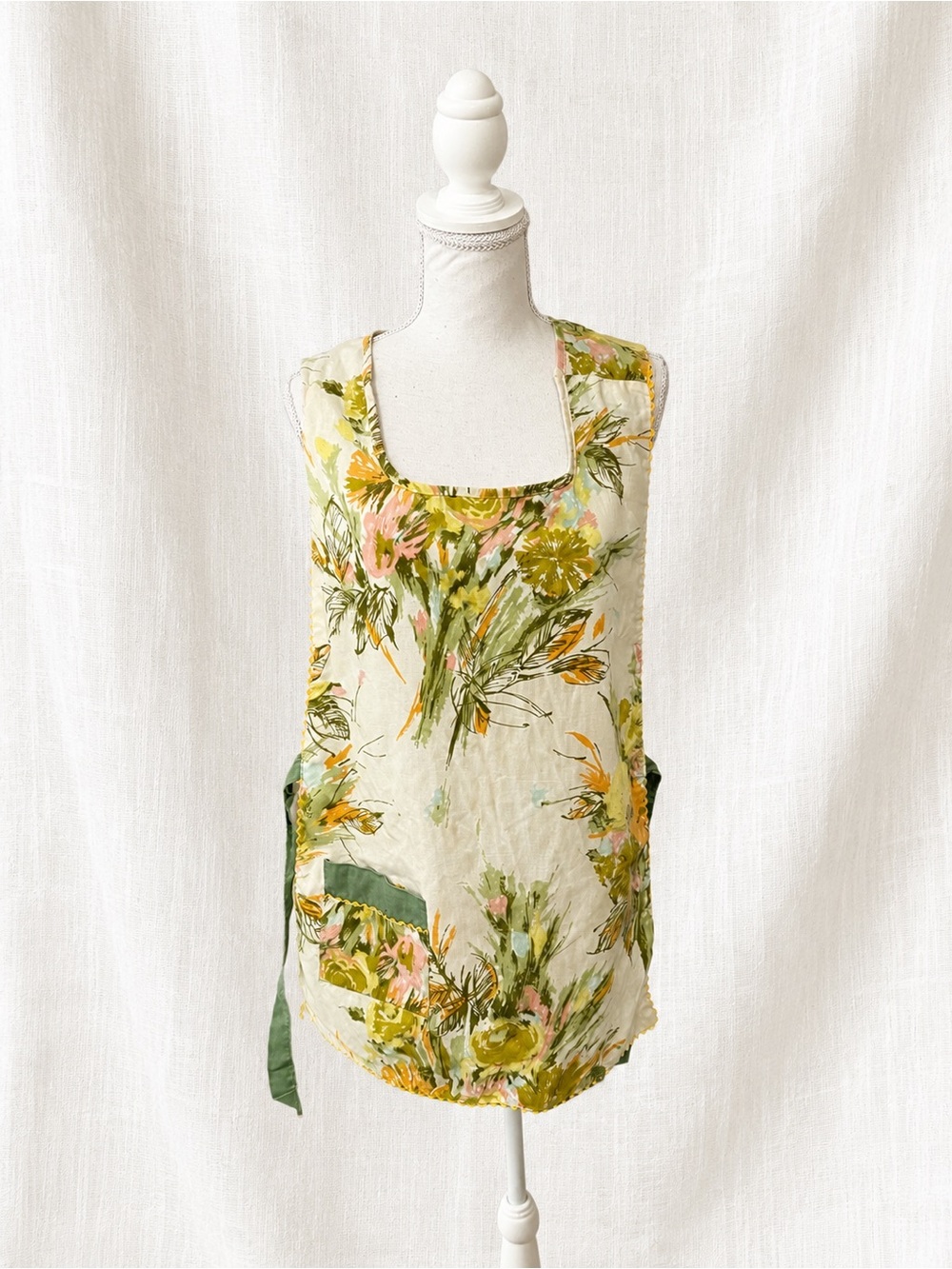 Vintage Watercolor Floral Tabard Apron Cottagecore Kitchen Garden Apron